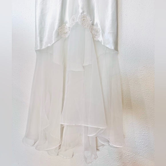 Victoria’s Secret Gold Label Vintage Embroidered Slip Dress - Picture 3 of 10